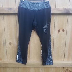 Nike Dri-Fit crop leggings